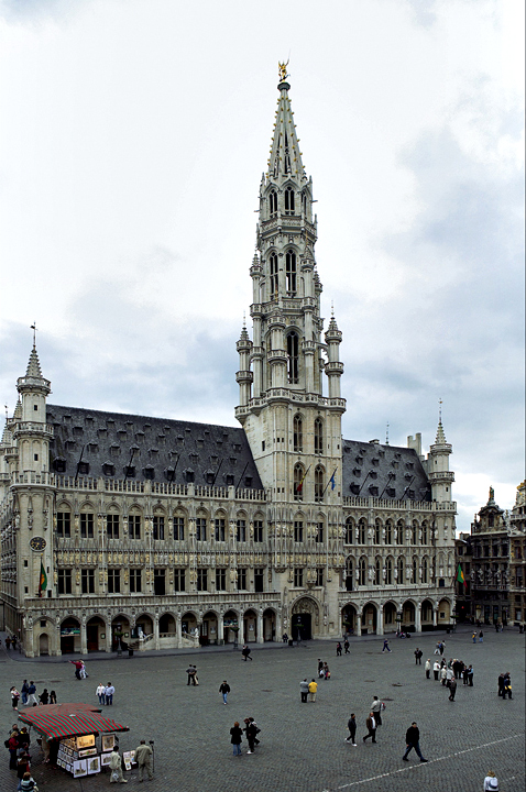 Ampliar Grand Place, Bruselas 